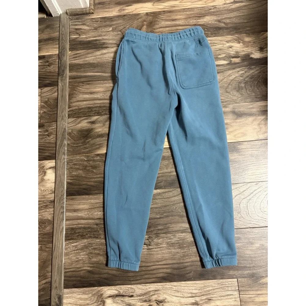 Jordan Essentials Men's Fleece Pants, Size Small Blue  668